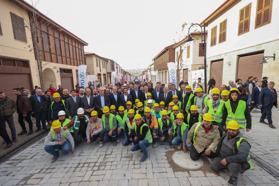 Bakan Kurum, Hatay'da afet konutlarını inceledi