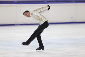 Şampiyon buz patenci spora başladığı pistte jübilesini yaptı