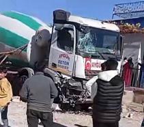 Evin bahçesine giren beton mikserinin altında kalan Hatice öldü, ağabeyi ağır yaralı