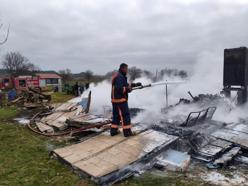 Edirne’de iki ayrı ilçede çıkan yangında 2 ev kullanılamaz hale geldi
