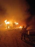 İmamoğlu'nda mobilya deposu yandı