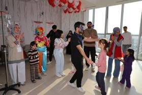 Adıyaman’da tedavi gören çocuklara moral etkinliği