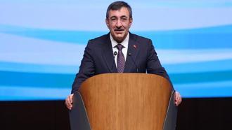 Cevdet Yılmaz: Zengezur bağlantısı, Orta Koridor'un rekabet gücünü ileri seviyeye taşıyacak