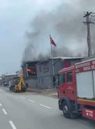 Fabrika deposunda yangın