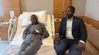 Burundili hasta, Türkiye'de yapılan nakille hayata tutundu