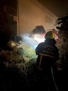 Yangında 2 bin balya saman zarar gördü