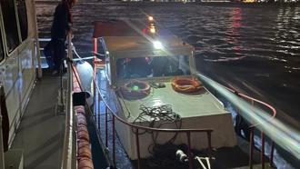 İstanbul Boğazı'nda makine arızası nedeniyle sürüklenen tekne kurtarıldı