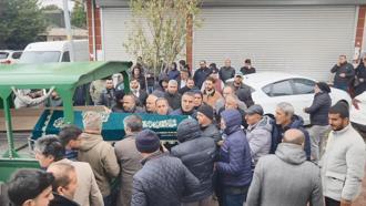 İstanbul - Esenyurt'taki kazada ölen şoför Niyazi Çelik son yolculuğuna uğurlandı