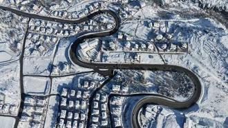 Kayseri'de kar, seyrine doyumsuz manzara oluşturdu