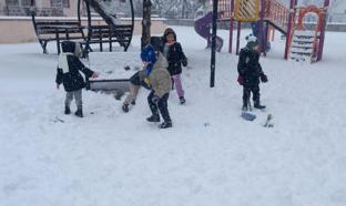 Develi’de kar yağışı etkili oldu