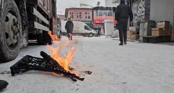 Göle buz kesti; termometreler eksi 39,7 dereceyi gösterdi