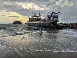 Erdek’te lodos; dalgalar, denizle karayı birleştirdi