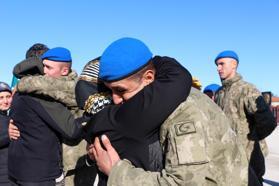 Uzman erbaş ve sözleşmeli erler mezun oldu / Ek fotoğraflar