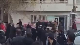Şanlıurfa’da taşlı-sopalı kavga kamerada