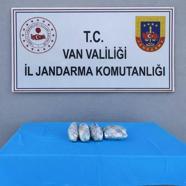 Van'da arazide 1 kilo 978 gram kubar esrar ele geçirildi