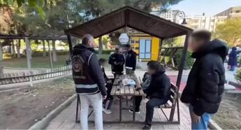 Mardin’de yakalanan 24 düzensiz göçmen sınır dışı edildi