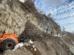 Sason'da 2 noktada heyelan