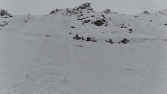 Yüksekova'da çığ nedeniyle kapanan mezra yolu, 2 ay sonra açıldı