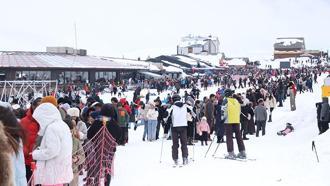 Erciyes'te hafta sonu yoğunluğu
