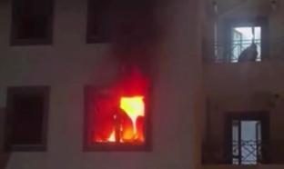 Annesi ile tartışıp evi yaktı, 10 kişi dumandan etkilendi