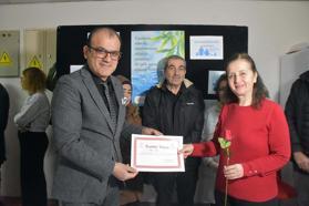 İzmir'de sigarayı bırakanlara teşekkür belgesi