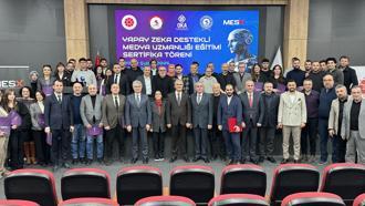 Samsun’da basın mensupları yapay zeka destekli medya eğitimi aldı