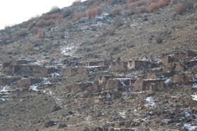 Erciyes'in eteklerinde heyelan riski nedeniyle taşınan mahalledeki bin yıllık 'Roma havuzu' tahrip edildi / Ek fotoğraflar