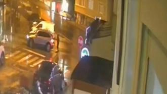 Ataşehir'de çaldıkları lüks cipe sahte plaka takıp gezdiler