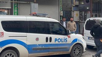 Gaziantep’te maskeli ve silahlı kuyumcu soygununda 1 kilo altın çalındı