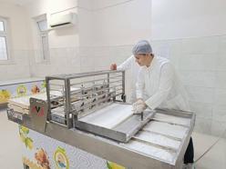 Lokum üreten öğrencilerden tadım etkinliği