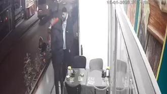 Restorana düzenlenen silahlı saldırının görüntüleri ortaya çıktı