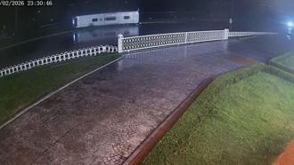 Yolcu otobüsünün yan yattığı kazanın görüntüleri ortaya çıktı