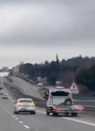 İstanbul - Tuzla’da sıkıştırdığı otomobile çarptı; sürücüyü darbeden çekici şoförü yakalandı