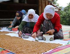 Asırlık kış lezzeti; keş tatlısı yazın hazırlanıp kışın sofralara geliyor