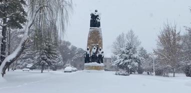 Erzincan’da kardan 524 köy yolu kapandı