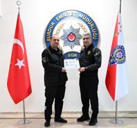 Güvenlik görevlisine teşekkür belgesi