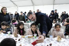 Kestel’de çocuklar tekne orucunu birlikte açtı