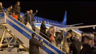 Bakü-Nahçıvan uçağı 71 yolcusuyla Iğdır’a indi