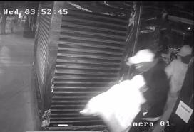 Bilecik’te kuyumcu soygunu; o anlar kamerada