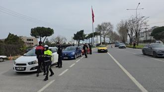 Bursa'da ramazan tedbirleri kapsamında trafik uygulaması yapıldı