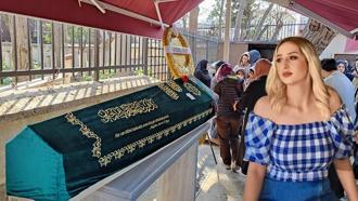 Fatih'te boşanma aşamasındaki eşi tarafından öldürülen kadın son yolculuğuna uğurlandı