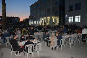 Şehidin ismini verildiği okulda iftar programı düzenlendi