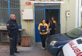 Evinde ölü bulundu