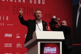 Özgür Özel Eskişehir'de kadın panelinde konuştu