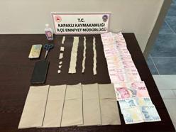 Suçüstü yakalanan uyuşturucu satıcısı tutuklandı