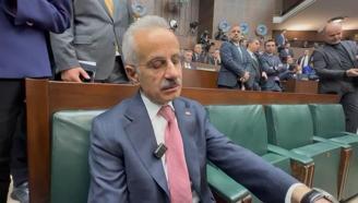 Bakan Uraloğlu: Hava trafiğinde ciddi risk var