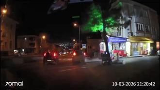 Ehliyetsiz sürücü polisin 'Dur' ihtarına uymadı; kaçarken kaza yaptı