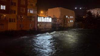 Siirt’te Bitlis Çayı’nın debisi yükseldi, önlemler arttırıldı