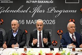 Bakan Uraloğlu, inşaat sanayicileri işverenleri ile iftarda bir araya geldi