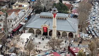 Kahramanmaraş’ın simgesi Ulu Camii’nde 1135 gün sonra ilk namaz
